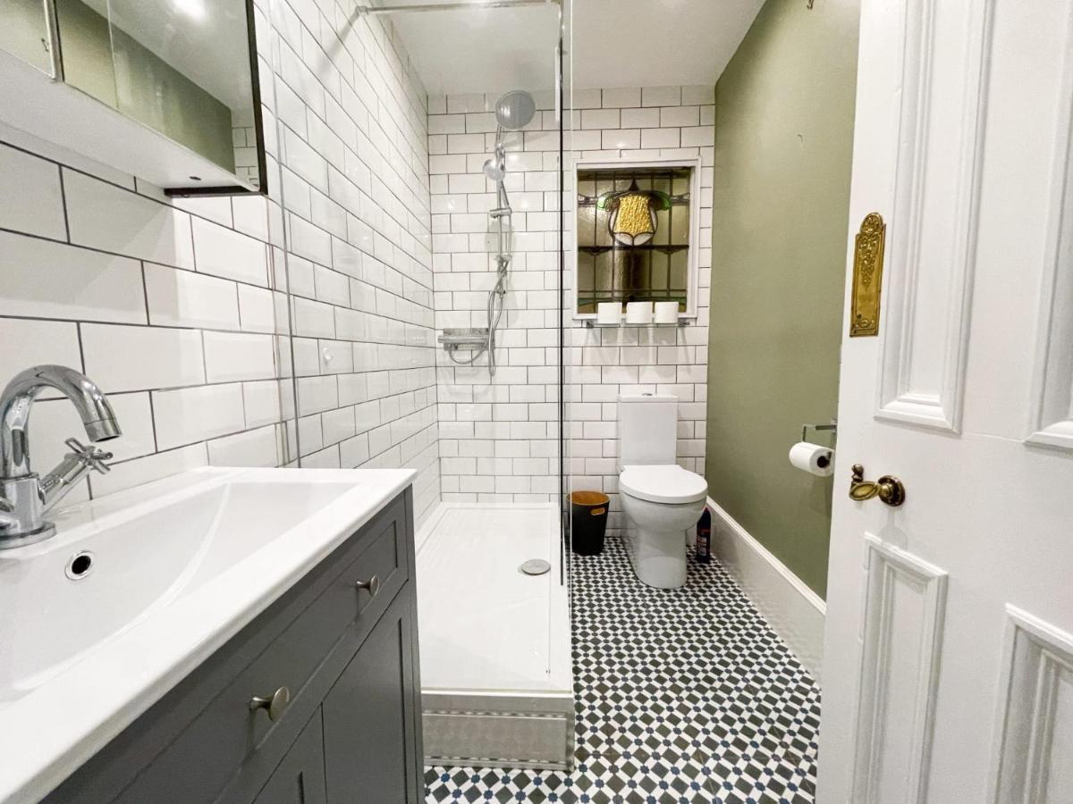 1 Bed Character Filled Glasgow Apartment Exteriör bild