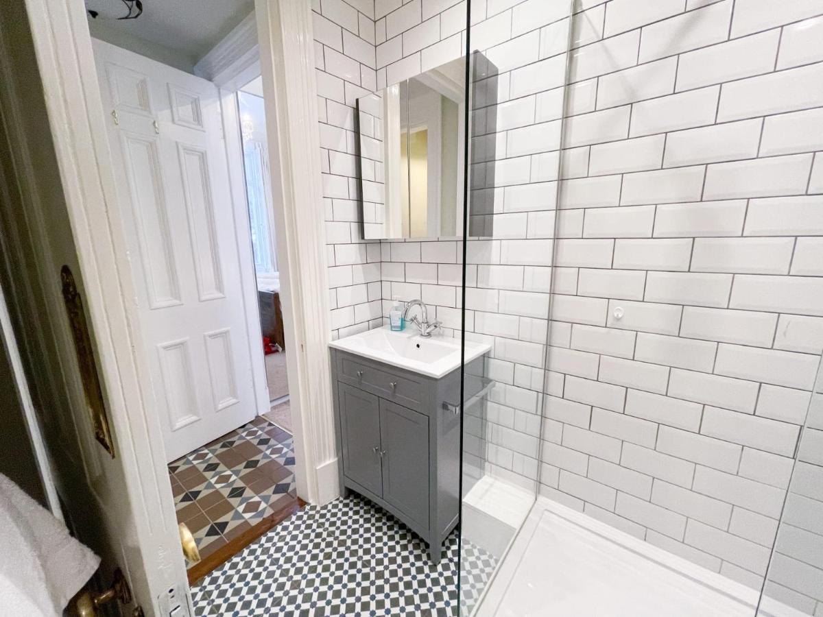 1 Bed Character Filled Glasgow Apartment Exteriör bild