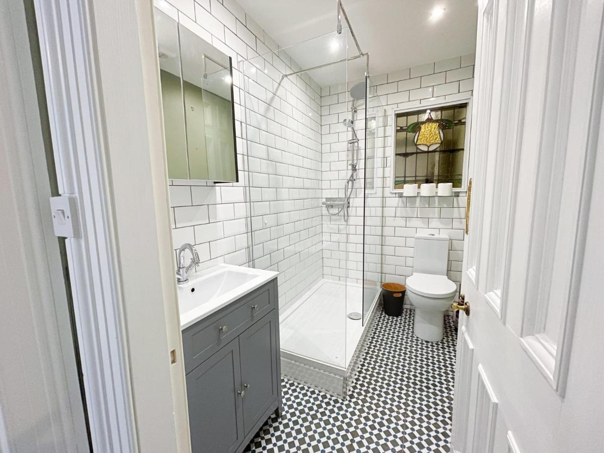 1 Bed Character Filled Glasgow Apartment Exteriör bild