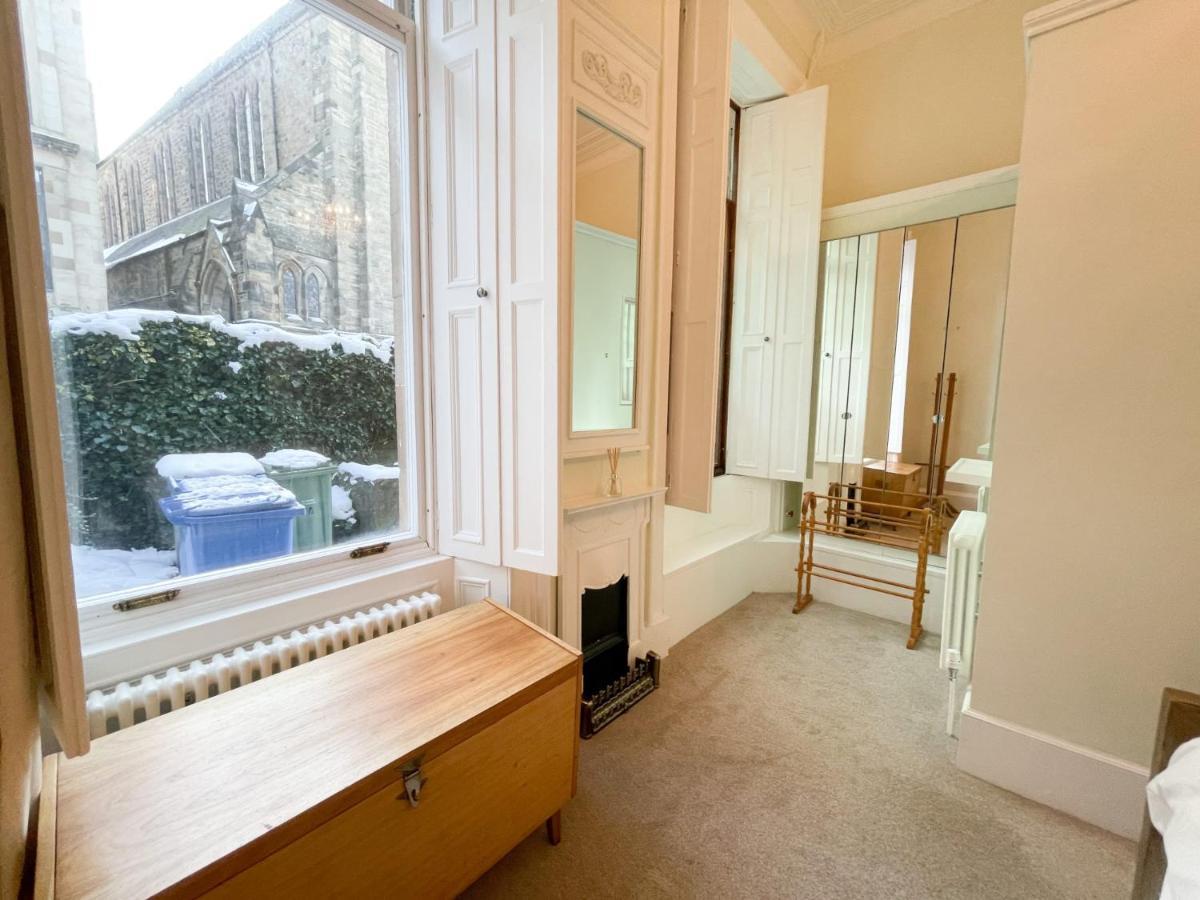 1 Bed Character Filled Glasgow Apartment Exteriör bild